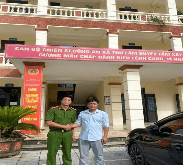 Giao dịch gửi 20.000.000 đồng th&agrave;nh c&ocirc;ng, Qu&aacute;ch Văn H&ugrave;ng SN 1987 ngay lập tức b&aacute;o c&ocirc;ng an- Ảnh 2.