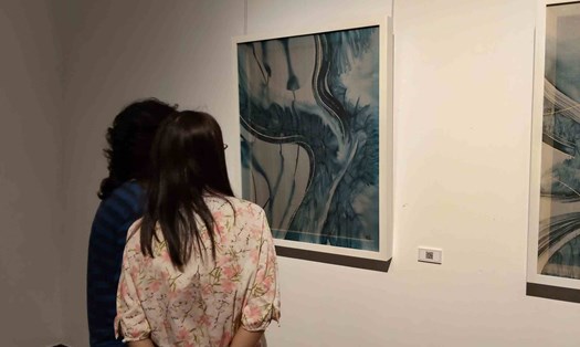 Tr&agrave;o lưu trốn mưa kỳ lạ đang g&acirc;y sốt S&agrave;i G&ograve;n: Kh&ocirc;ng th&egrave;m đi c&agrave; ph&ecirc;, giới trẻ rủ nhau kh&aacute;m ph&aacute; 5 địa điểm tuyệt đẹp n&agrave;y! - Ảnh 7.