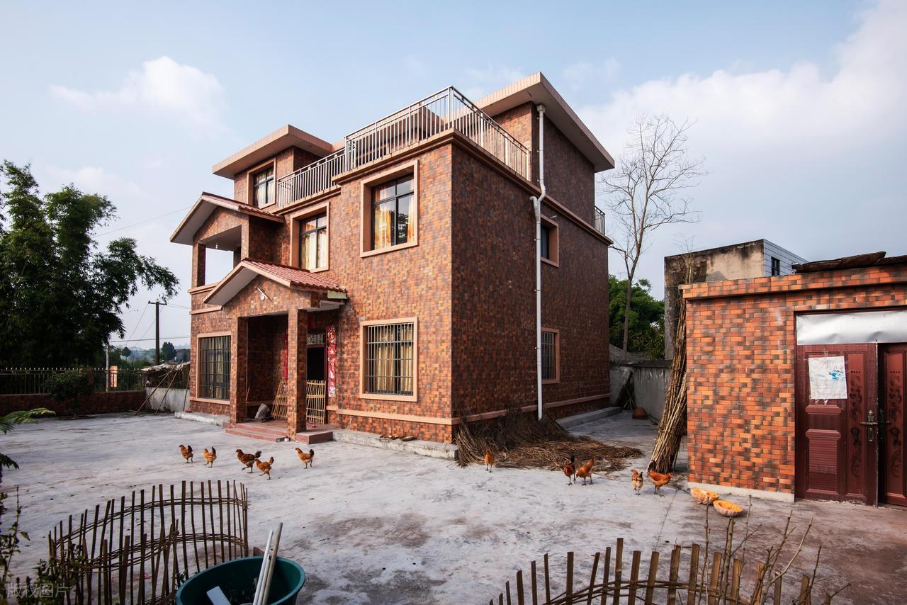 Chi gần 2,5 tỷ đồng x&acirc;y nh&agrave; ở qu&ecirc;, người đ&agrave;n &ocirc;ng đ&uacute;c kết 4 b&agrave;i học đắt gi&aacute;: "C&oacute; những c&aacute;i gi&aacute; chỉ hiểu sau khi đ&atilde; xuống tiền" - Ảnh 3.
