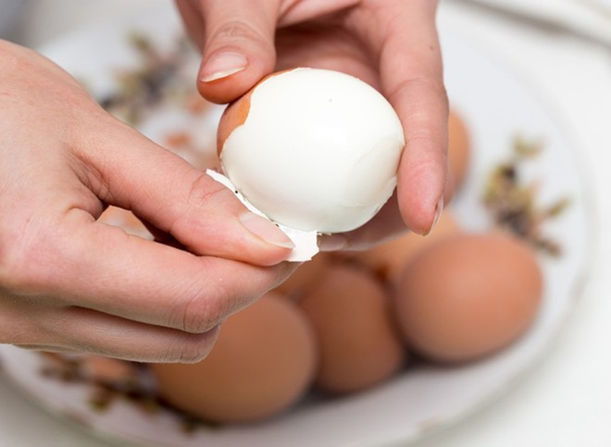 Ăn trứng 30 quả trứng mỗi ng&agrave;y, người đ&agrave;n &ocirc;ng đi kh&aacute;m nhận kết quả "kh&oacute; tin"  - Ảnh 2.