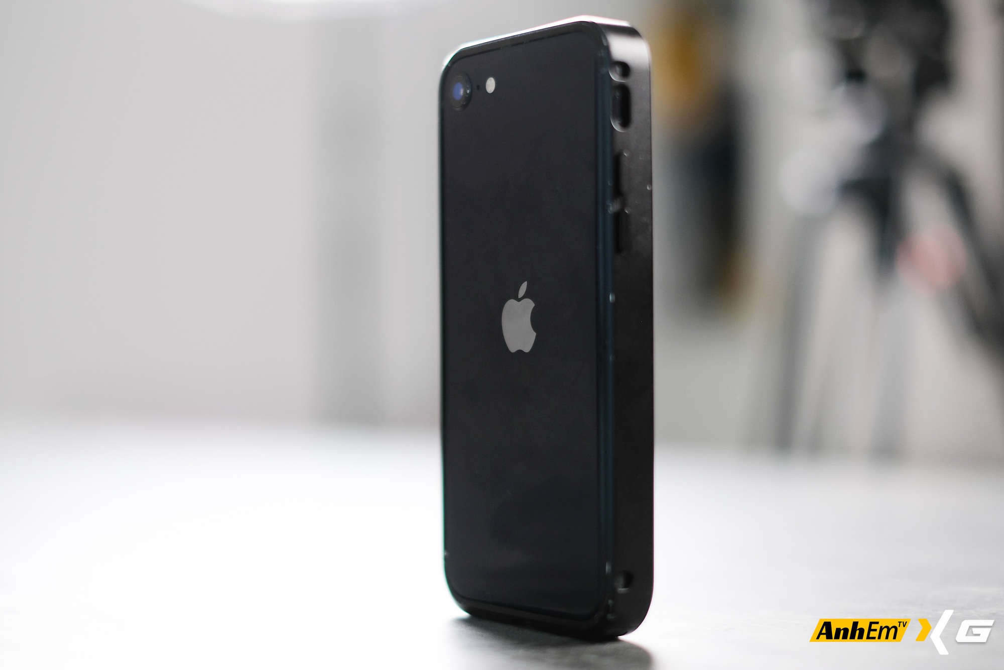 Sinh vi&ecirc;n Việt chế tạo th&agrave;nh c&ocirc;ng chiếc iPhone pin 6.500mAh- Ảnh 14.