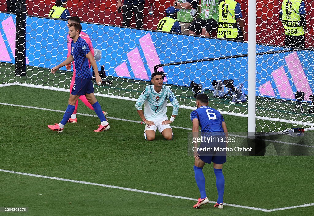 Gallery - Ronaldo ghi bàn, Bồ Đào Nha thắng Croatia 2-1 trong trận đấu "điên rồ" có đến 19 phút bù giờ - image 6