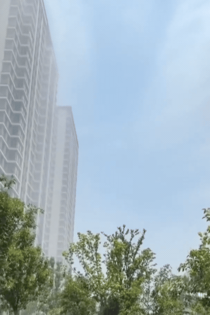 Ph&aacute;p sư Trung Hoa ra tay trị nắng n&oacute;ng, &ocirc;ng trời thấy cũng phải nể 3 phần- Ảnh 2.