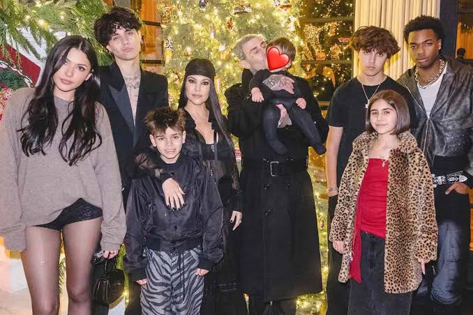 Nhà Kardashian - Jenner và những ngã rẽ tình yêu: Người hạnh phúc, người chọn độc thân - Ảnh 6.