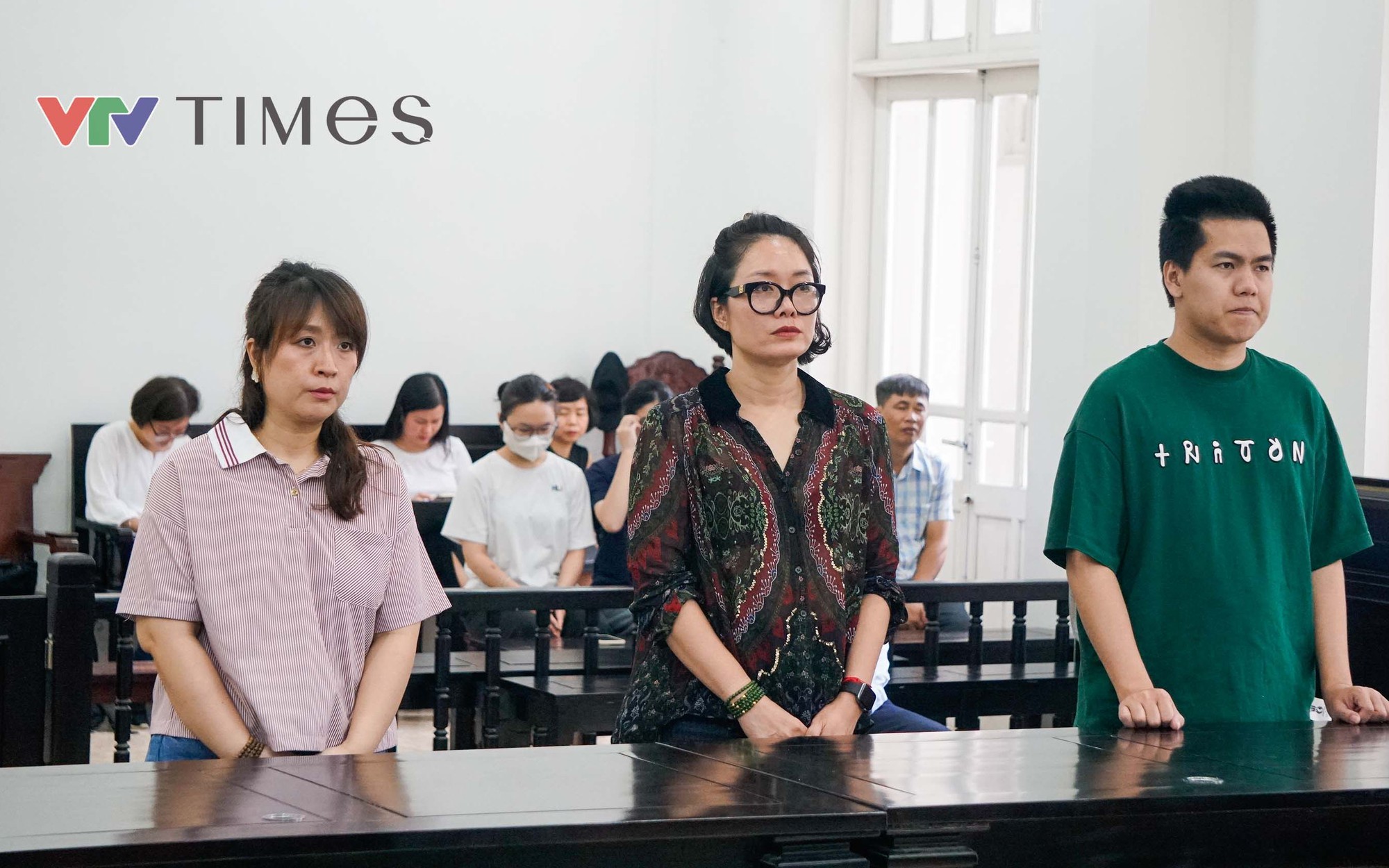 Xử phạt 3 tỷ đồng b&agrave; chủ Facebook b&aacute;n kim cương, t&uacute;i h&agrave;ng hiệu, che giấu gần 835 tỷ đồng doanh thu- Ảnh 2.