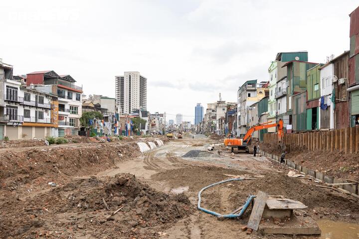 H&agrave; Nội tăng tốc thi c&ocirc;ng đường 'đắt nhất h&agrave;nh tinh', quyết th&ocirc;ng xe trước 2/9- Ảnh 4.