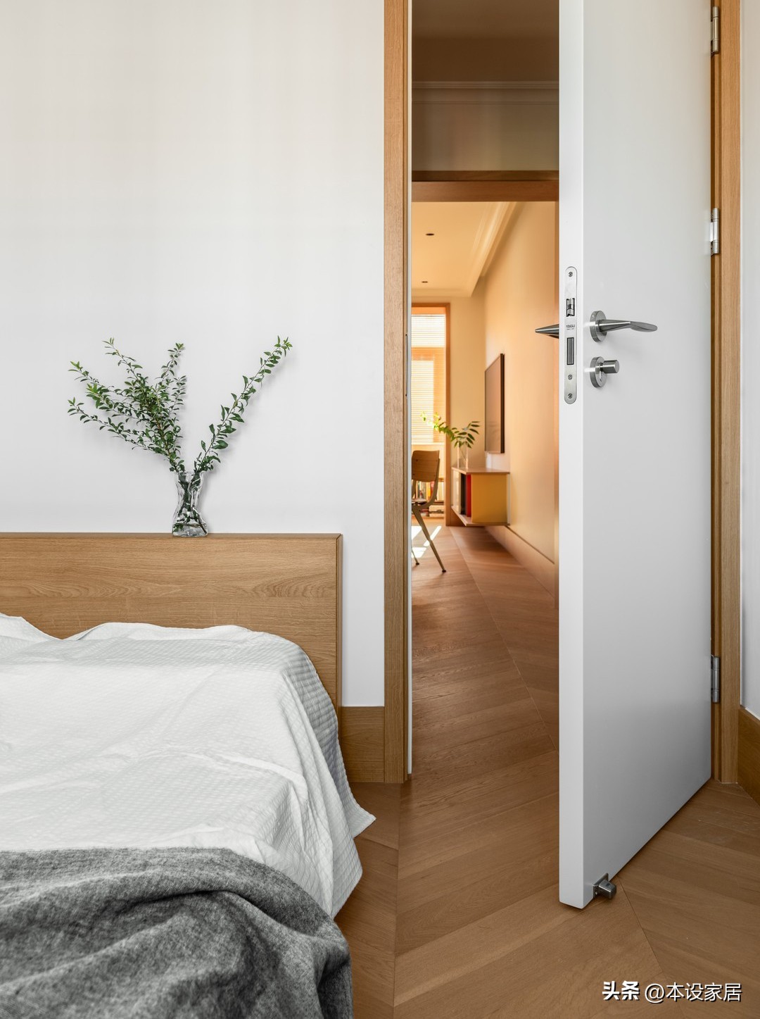 Căn hộ 47m&sup2; được cải tạo th&agrave;nh 2 ph&ograve;ng ngủ, 2 ph&ograve;ng kh&aacute;ch khiến nhiều người bất ngờ: B&agrave;i to&aacute;n tối ưu kh&ocirc;ng gian gi&uacute;p gia chủ tiết kiệm cả trăm triệu đồng chi ph&iacute; đổi nh&agrave;- Ảnh 11.
