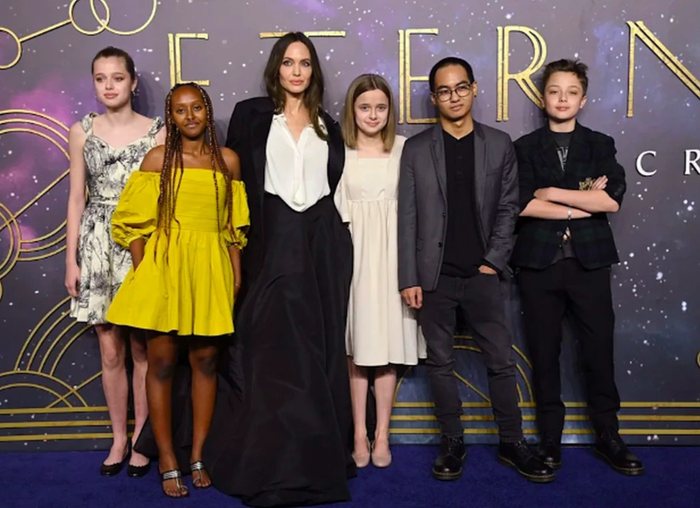 Angelina Jolie rời khỏi Mỹ, khao kh&aacute;t về Đ&ocirc;ng Nam &Aacute;- Ảnh 2.