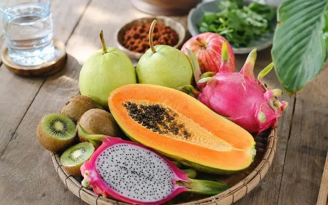 Tưởng chỉ c&oacute; sữa, h&oacute;a ra 3 loại quả b&igrave;nh d&acirc;n ngo&agrave;i chợ rất tốt cho xương trẻ- Ảnh 1.