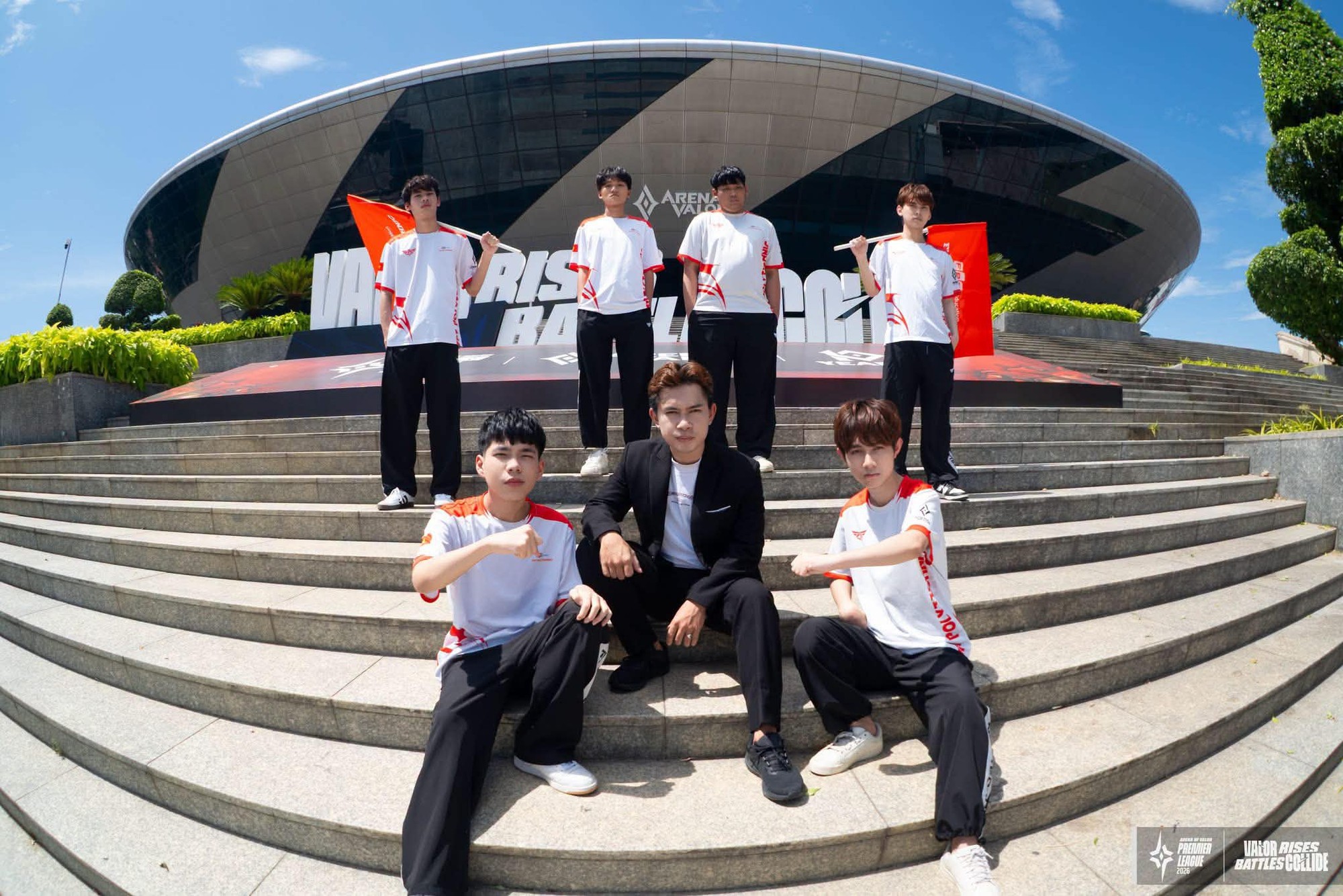 Giọt nước mắt tại Tiên Sơn và chiếc cúp vô địch trong lòng người hâm mộ của đội tuyển FPT Polytechnic AOV - Ảnh 1.
