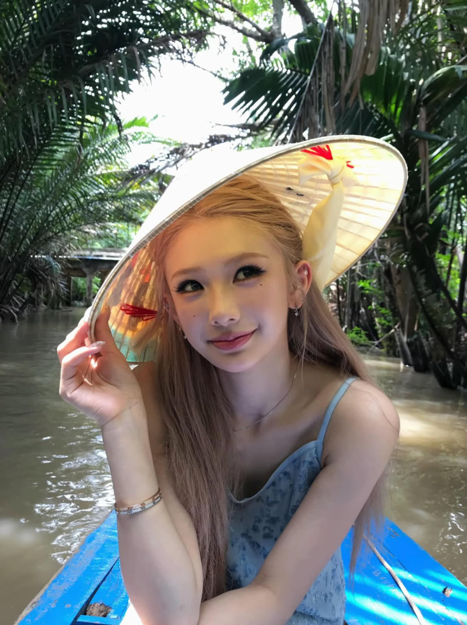 Chưa bao giờ du lịch miền T&acirc;y hot như h&egrave; năm nay: Ghe xuồng kẹt cứng ngắc, ch&uacute; th&iacute;m ch&egrave;o mỏi tay - Ảnh 16.