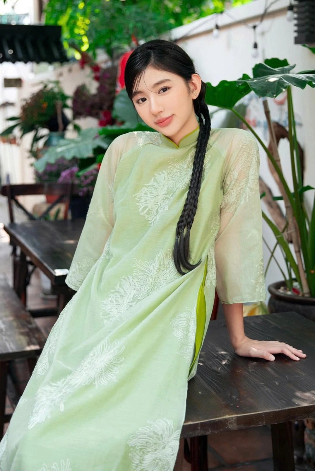 Nam Phương - con gái Hoa hậu Ngọc Diễm được đặt lên “bàn cân” với Lọ Lem - Ảnh 7.