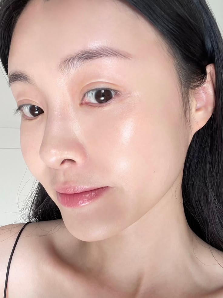 Sau tuổi 40, muốn da săn chắc hơn? B&aacute;c sĩ da liễu gợi &yacute; 4 c&aacute;ch hỗ trợ tăng sinh collagen - Ảnh 6.
