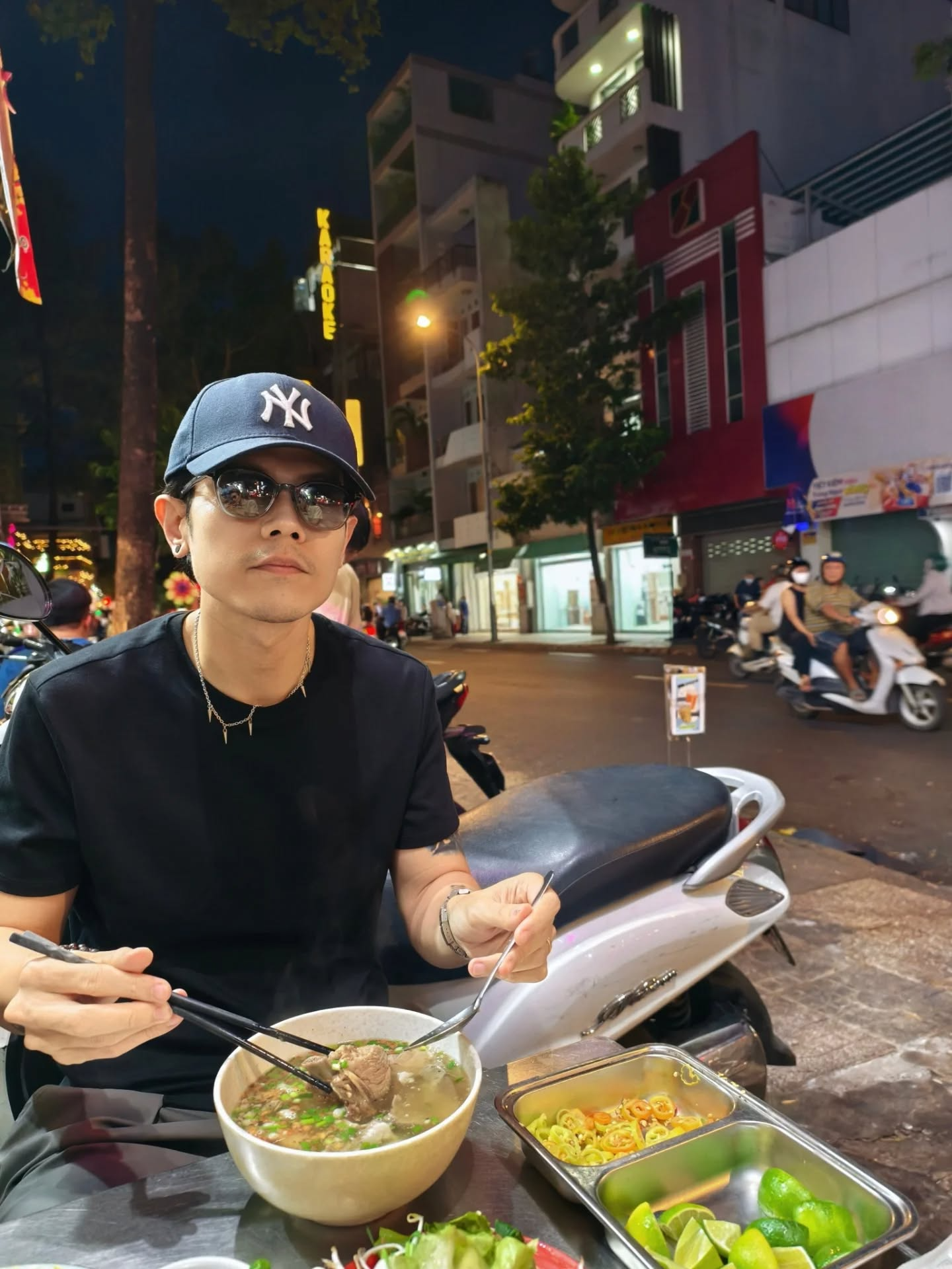 Quách Văn Thơm và Thỏ Da LAB: Vì sao hai người đàn ông "không phải idol" lại được nhiều phụ nữ ngưỡng mộ?- Ảnh 3.
