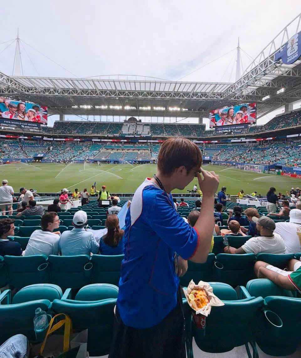C&ugrave;ng sang Mỹ xem World Cup, Mason Nguyễn vướng tranh c&atilde;i thua xa HIEUTHUHAI- Ảnh 10.