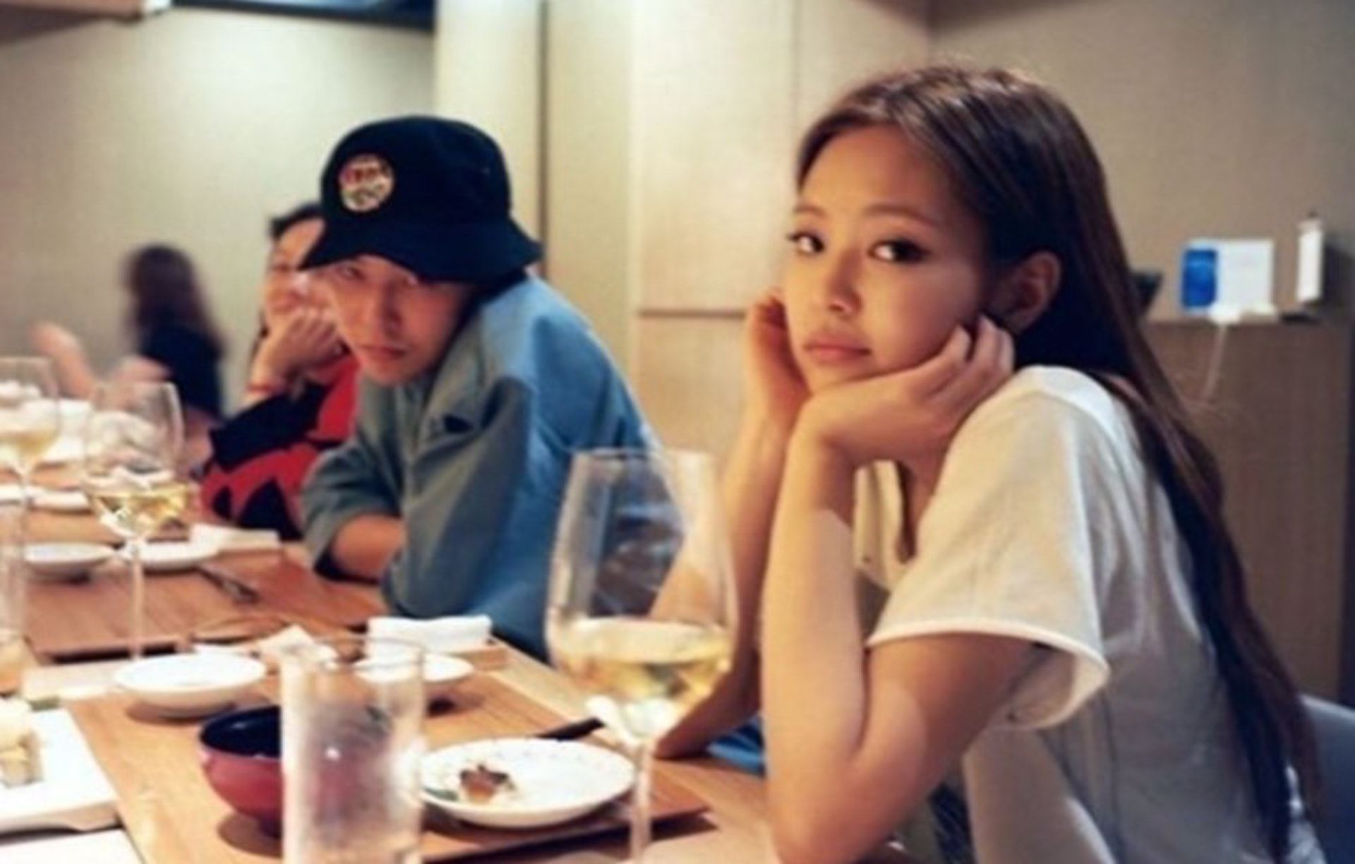 Người Jennie (BLACKPINK) chia tay v&agrave;o m&ugrave;a h&egrave;  - Ảnh 7.
