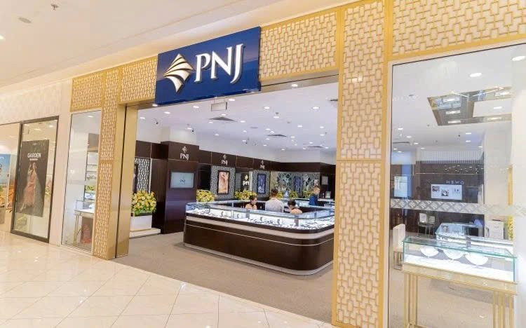 Đại diện PNJ tuy&ecirc;n bố đ&atilde; chuẩn bị v&agrave;i ngh&igrave;n tỷ mua lại kim cương- Ảnh 1.