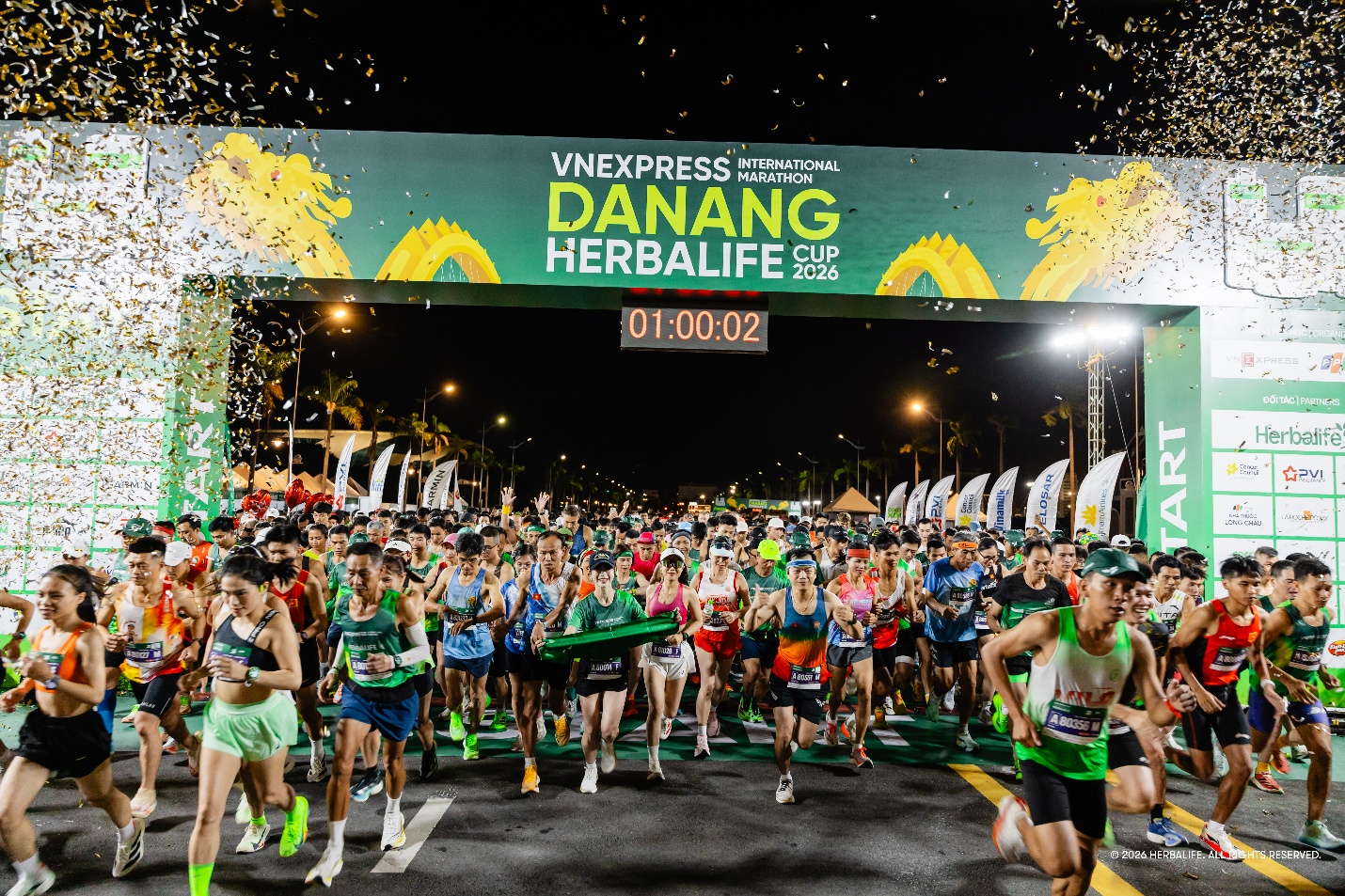 Herbalife Việt Nam đồng hành cùng tạo nên một ngày hội chạy bộ sôi động tại VnExpress Đà Nẵng International Marathon Herbalife Cup 2026 - Ảnh 1.