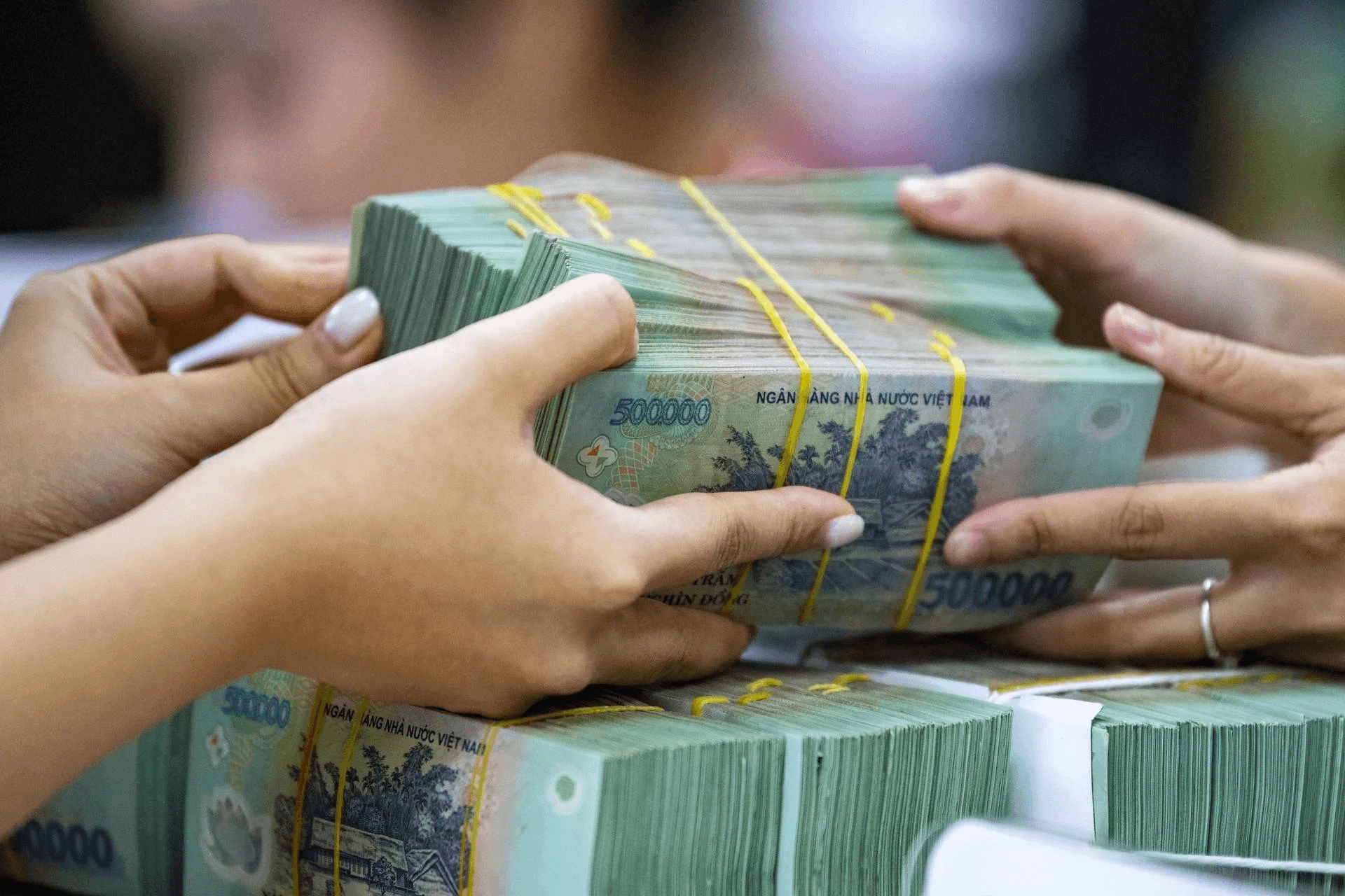 Để 1 tỷ đồng trong t&agrave;i khoản theo c&aacute;ch n&agrave;y, c&oacute; thể chỉ nhận về 0 đồng l&atilde;i- Ảnh 1.