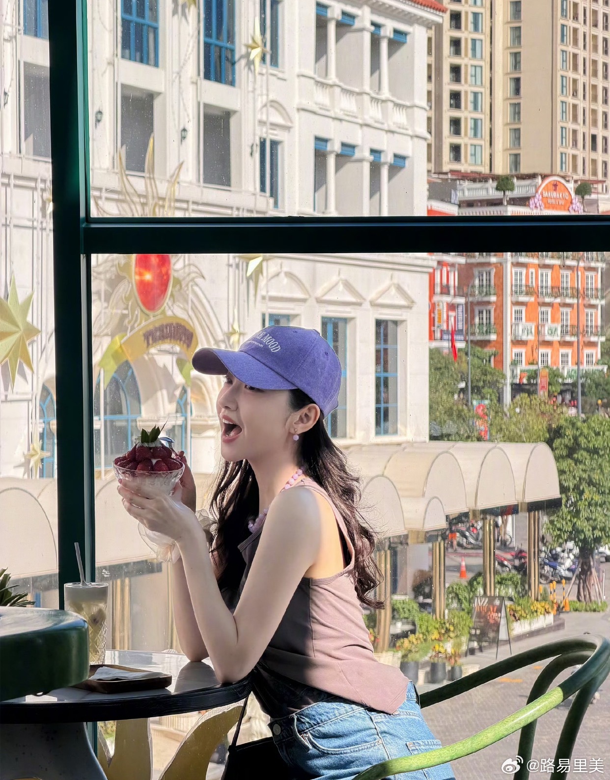 Ngọc nữ showbiz lộ hợp đồng mang thai hộ cho đại gia đến Ph&uacute; Quốc đ&oacute;n sinh nhật tuổi 38- Ảnh 9.