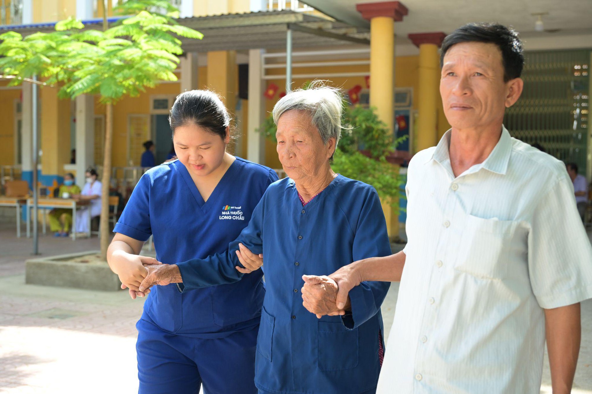 H&agrave;nh tr&igrave;nh t&igrave;m lại t&ecirc;n cho những người anh h&ugrave;ng: Hy vọng được thắp l&ecirc;n từ những mẫu ADN - Ảnh 2.