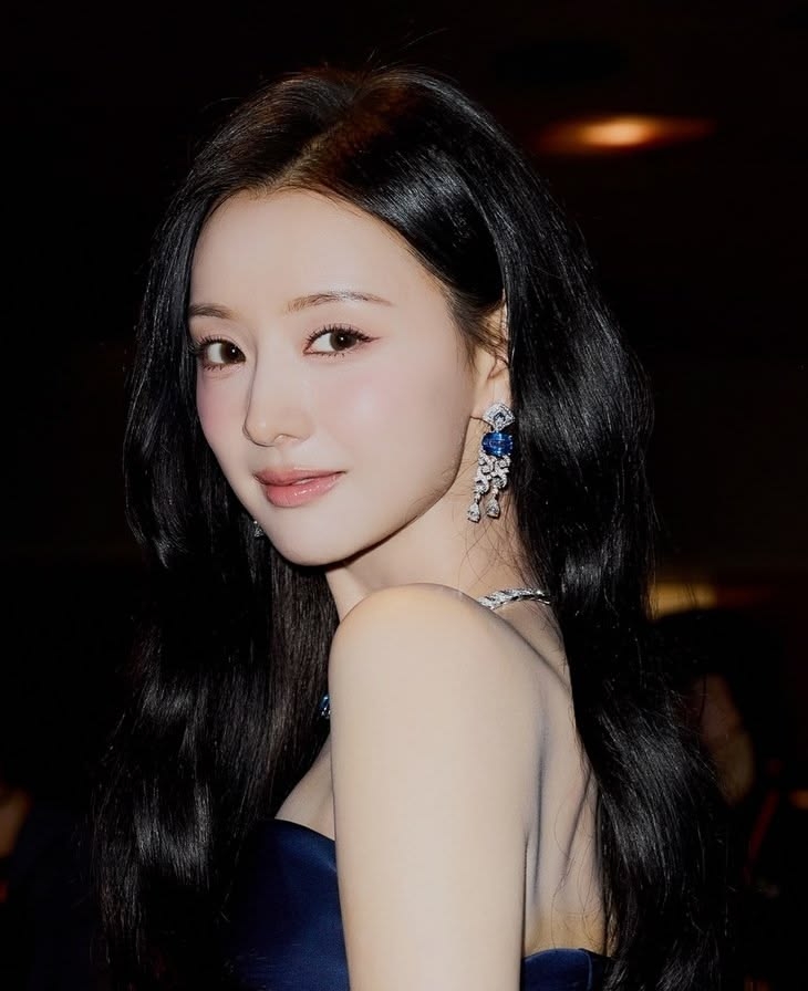 Nữ ho&agrave;ng sang chảnh 13 năm chưa từng bị phế truất: C&agrave;ng c&oacute; tuổi c&agrave;ng đẹp ng&uacute;t ng&agrave;n, visual m&atilde;i m&atilde;i tr&ecirc;n đỉnh showbiz- Ảnh 5.
