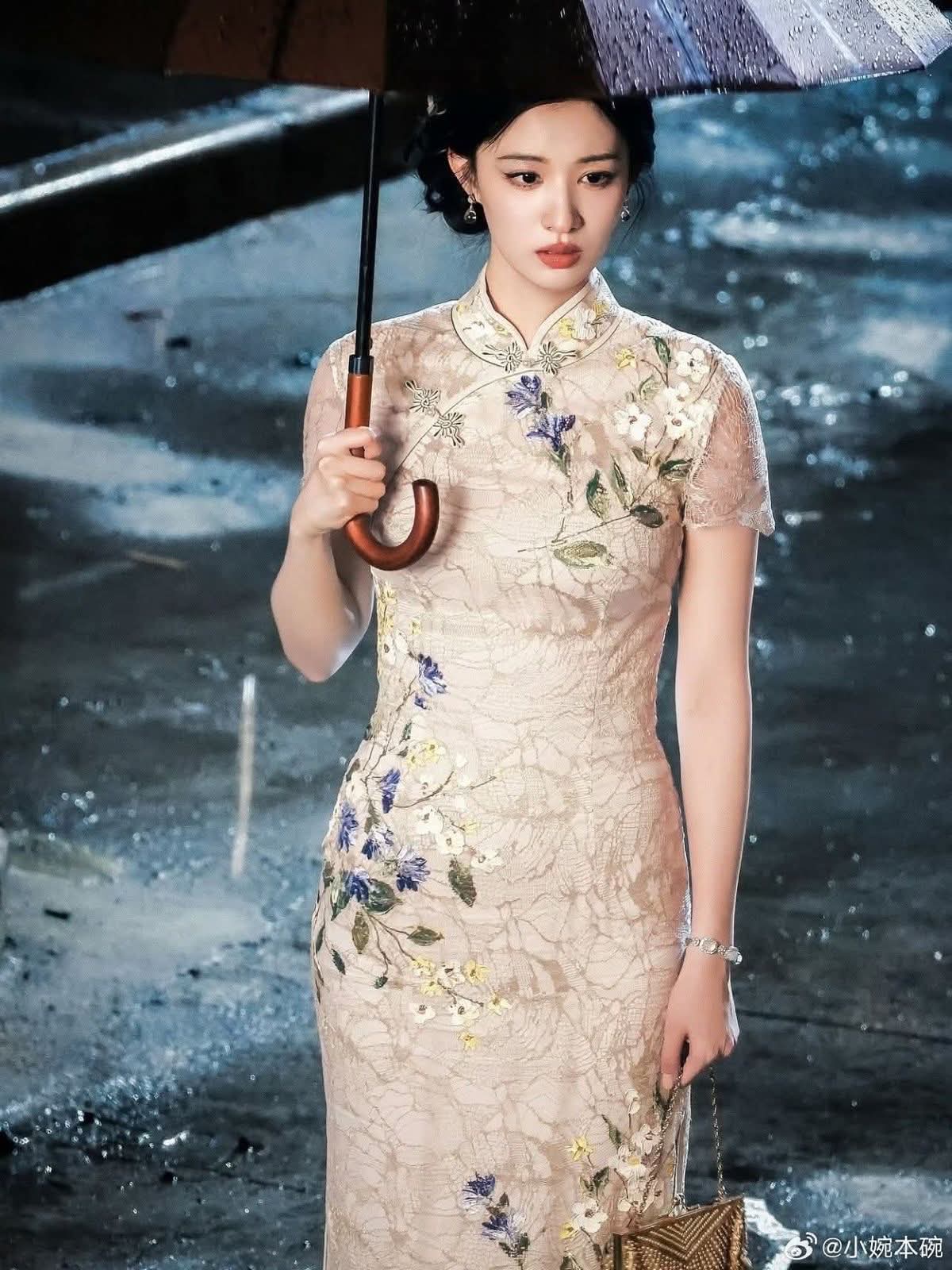 "Mập mờ của Trương Lăng H&aacute;ch" li&ecirc;n tục bị d&acirc;n Trung bắt giảm c&acirc;n- Ảnh 4.