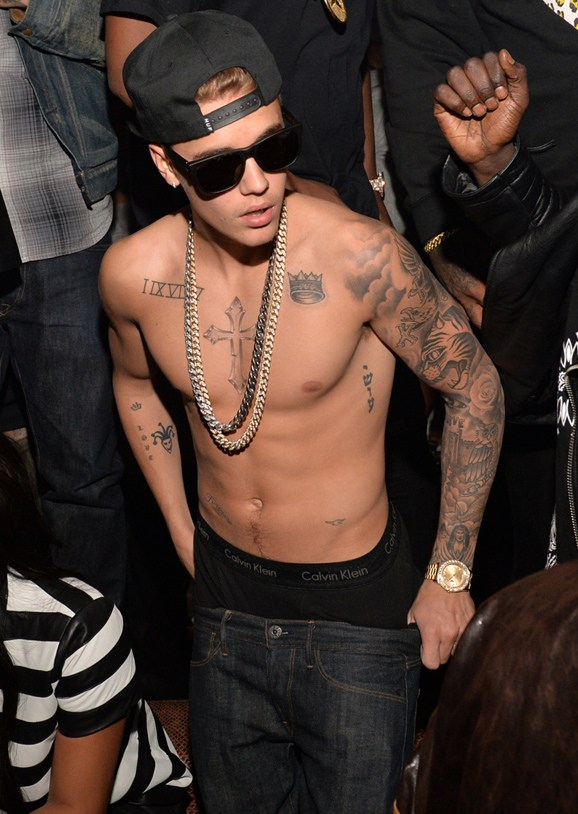 Lamine Yamal lộ hết v&ograve;ng 3, khiến quần l&oacute;t ch&aacute;y h&agrave;ng, tưởng m&igrave;nh l&agrave; Justin Bieber hay sao?- Ảnh 5.