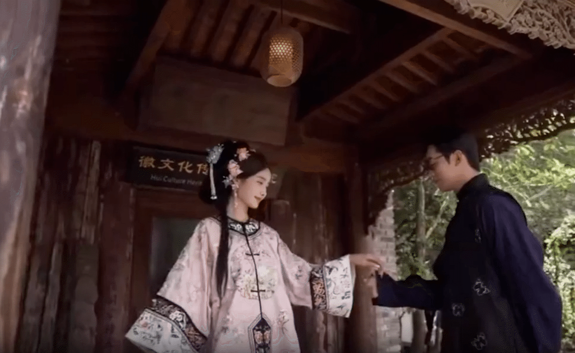 Trend cưới "đời đời kiếp kiếp" khiến giới trẻ xứ Trung ph&aacute;t sốt: Xem phải gi&acirc;y đ&atilde; phải thốt l&ecirc;n "Qu&aacute; đỉnh"- Ảnh 7.