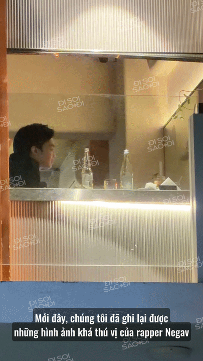 Paparazzi "t&oacute;m d&iacute;nh" Negav v&agrave; Uyển &Acirc;n tay trong tay t&igrave;nh tứ, c&ugrave;ng về chung cư sau buổi ăn tối th&acirc;n mật- Ảnh 1.