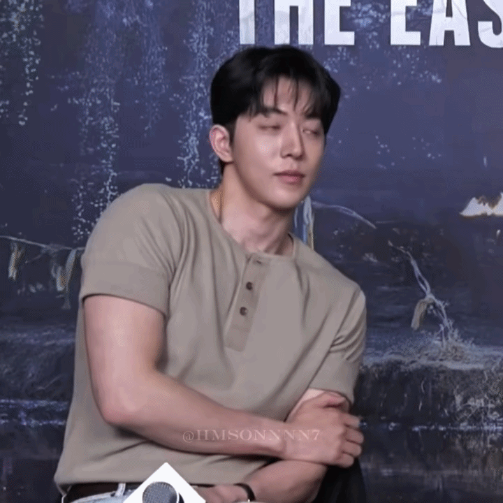 Nam Joo Hyuk trở lại với phim hot to&agrave;n cầu: Xứng danh "ch&agrave;ng thơ" khiến Dior m&ecirc; kh&ocirc;ng dứt, từ mặt đến body đều ho&agrave;n hảo- Ảnh 8.