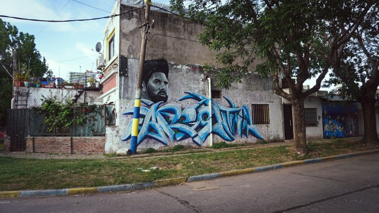 Căn nh&agrave; ở qu&ecirc; của Messi- Ảnh 8.