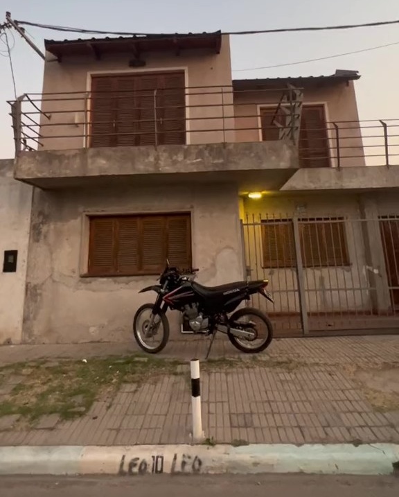 Căn nh&agrave; ở qu&ecirc; của Messi- Ảnh 3.