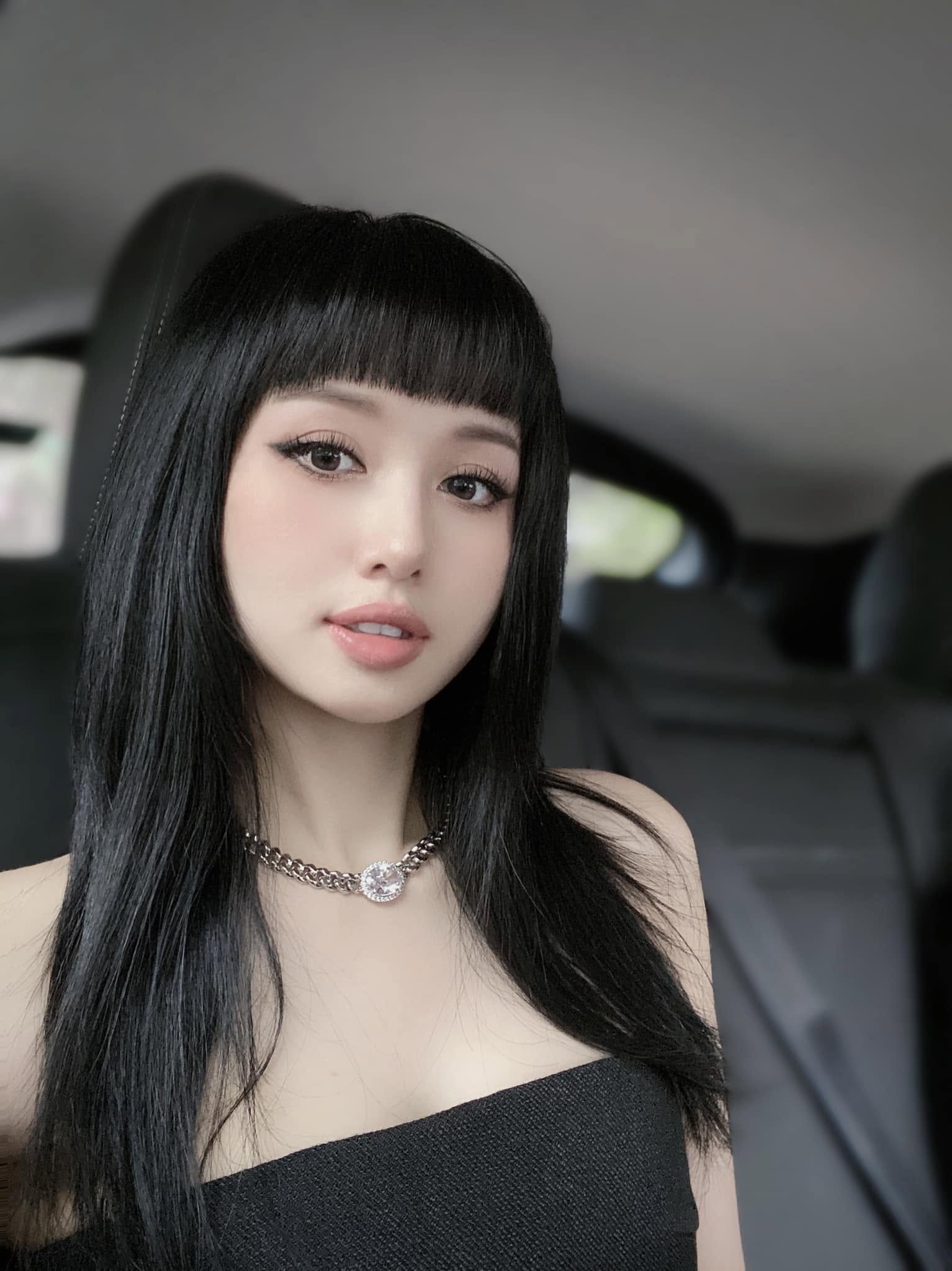 Việt Nam c&oacute; mỹ nh&acirc;n mặt đẹp như b&uacute;p b&ecirc;, body lại bốc lửa: Bỏ showbiz lấy thiếu gia, 10 năm kh&ocirc;ng trở lại- Ảnh 1.