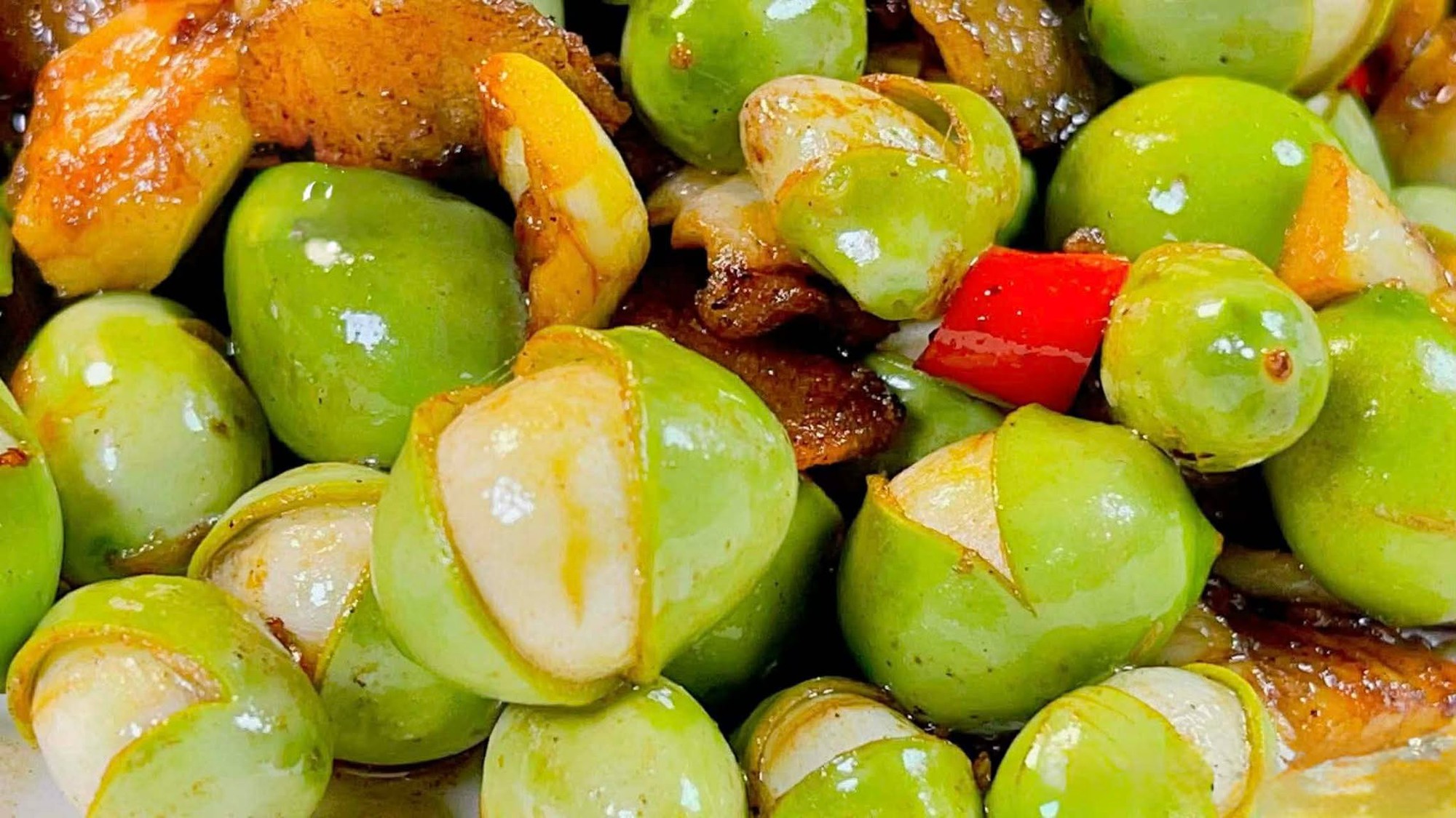 M&oacute;n ăn n&agrave;y cực mới lạ, chắc chắn bạn chưa từng thử: Nấu dễ, gi&ograve;n ngon lại thanh nhiệt giải độc, bổ tim v&agrave; gi&uacute;p ngủ ngon - Ảnh 5.