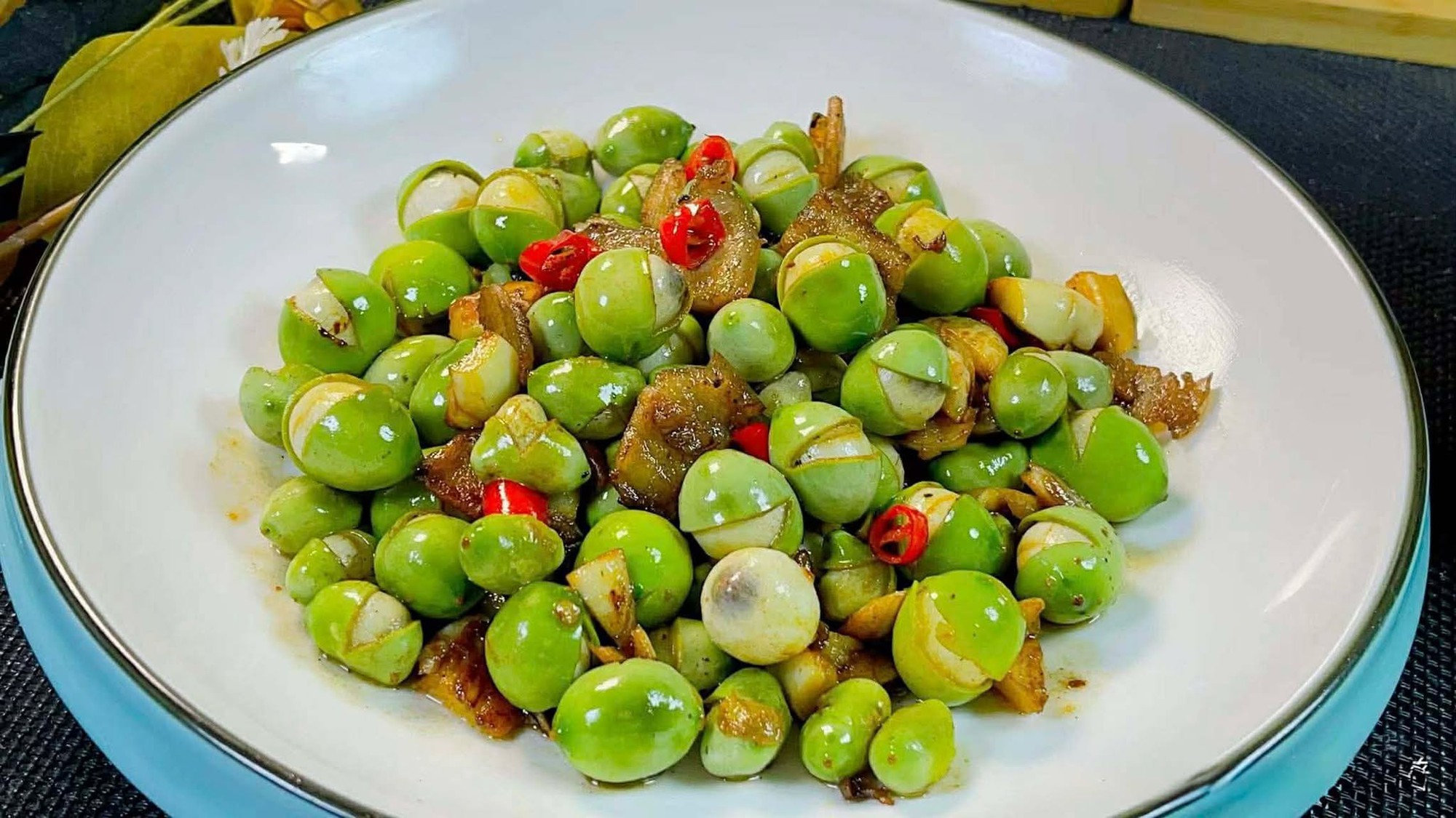 M&oacute;n ăn n&agrave;y cực mới lạ, chắc chắn bạn chưa từng thử: Nấu dễ, gi&ograve;n ngon lại thanh nhiệt giải độc, bổ tim v&agrave; gi&uacute;p ngủ ngon - Ảnh 6.