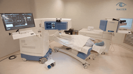 Văn Mai Hương đi x&oacute;a cận nhưng được b&aacute;c sĩ y&ecirc;u cầu l&agrave;m th&ecirc;m một việc trước khi phẫu thuật - Ảnh 7.