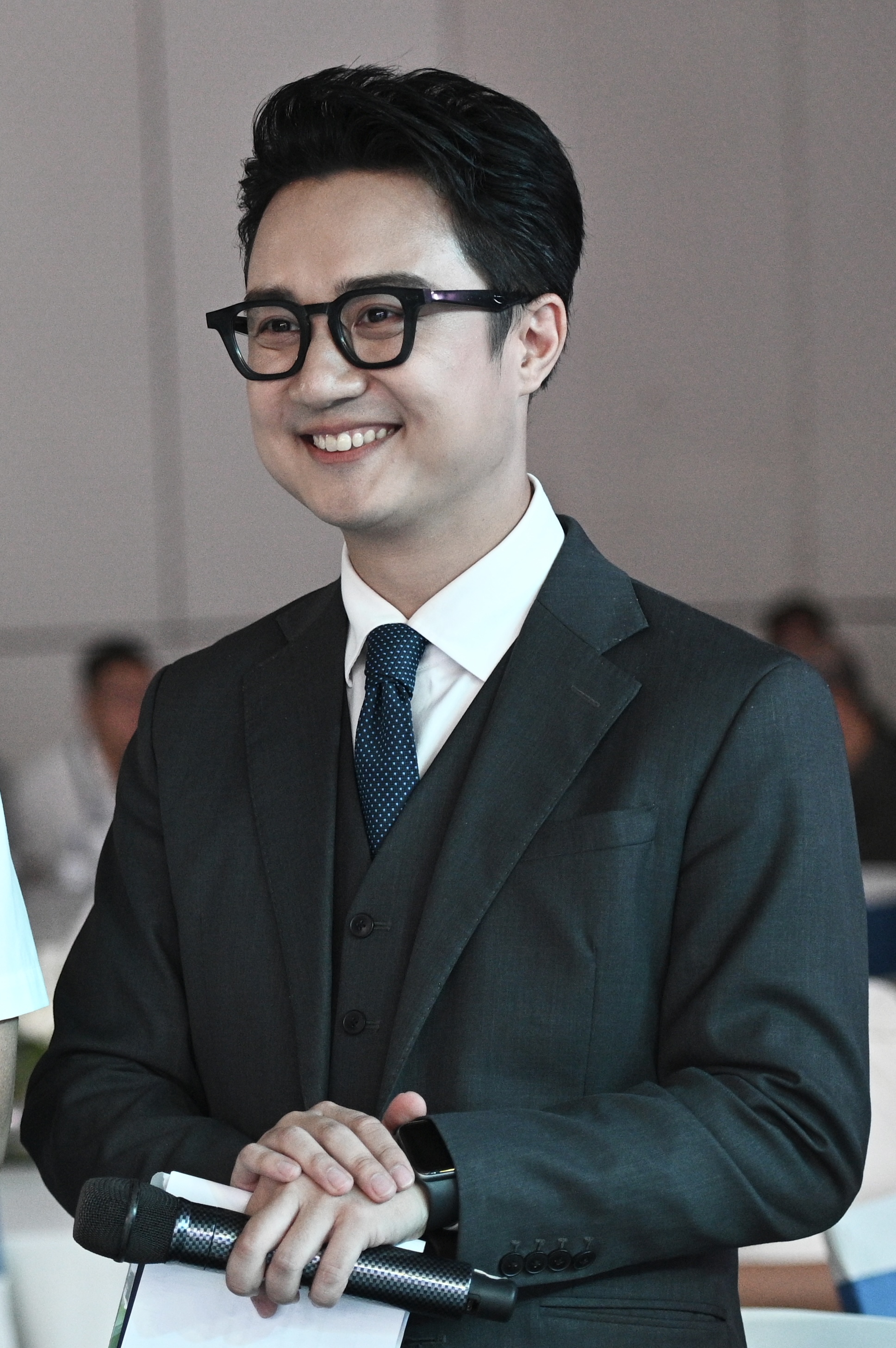 Ph&oacute; Chủ tịch Đỗ Quang Vinh, doanh nh&acirc;n Hannah Olala, MC Kh&aacute;nh Vy v&agrave; c&aacute;c nh&agrave; s&aacute;ng tạo nội dung tham gia Hội nghị KOL v&agrave; Lễ ra mắt CLB Niềm tin số Thủ đ&ocirc; - Ảnh 3.