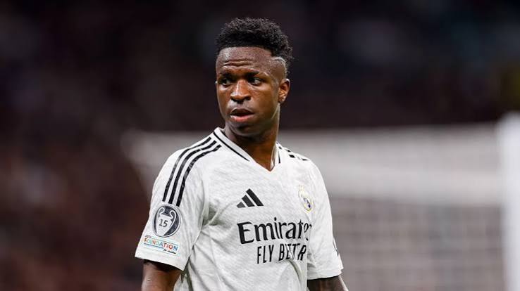Arsenal gây sốc với kế hoạch chiêu mộ Vinicius- Ảnh 1.
