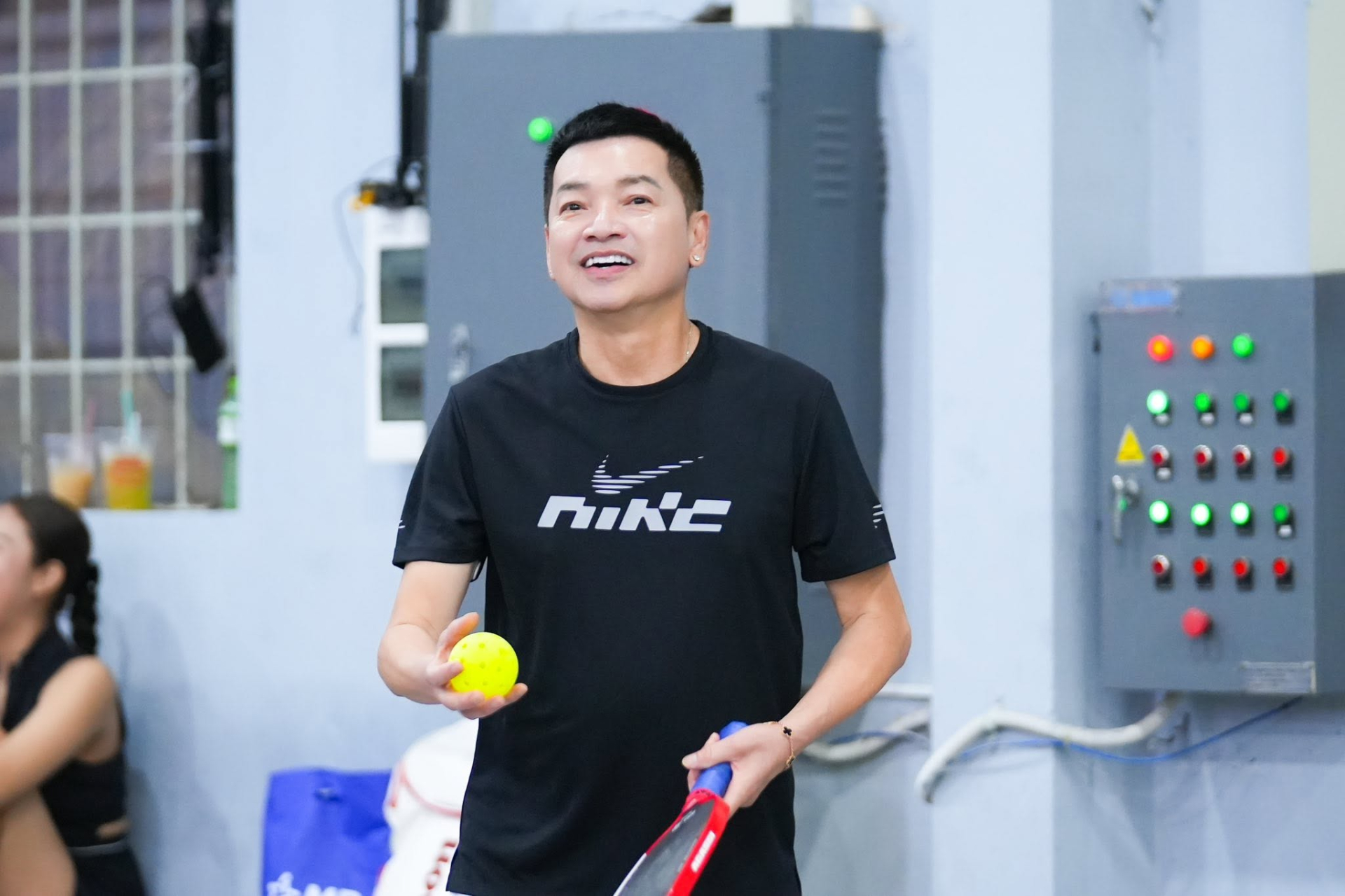 Nghệ sĩ lấy vợ k&eacute;m 37 tuổi: L&agrave;m bố ở tuổi 67, m&ecirc; dưỡng da chẳng k&eacute;m sao nữ- Ảnh 4.
