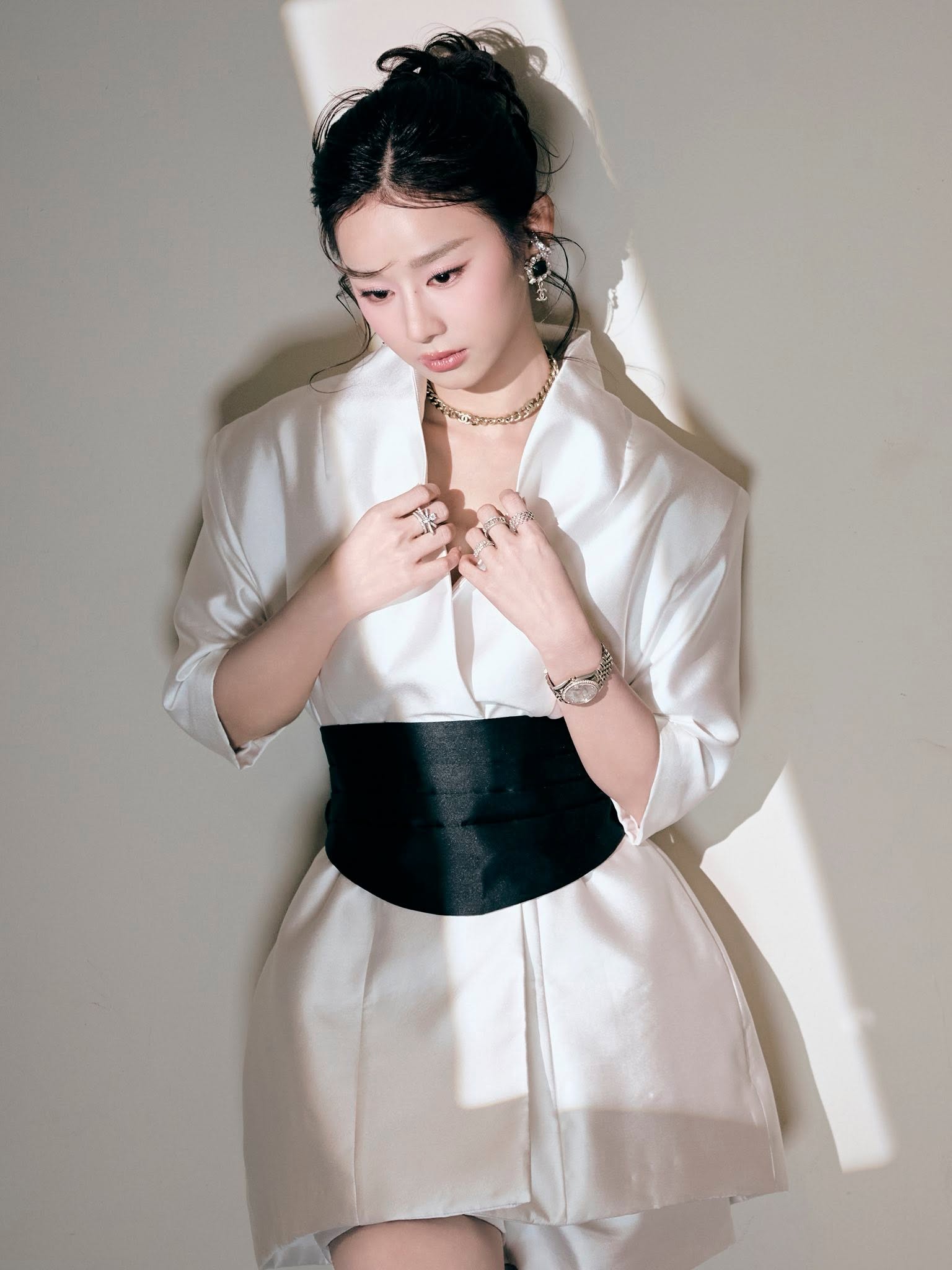 To&agrave;n bộ phản hồi của Thư Đan Nguyễn khi bị tố che giấu chuyện c&oacute; chồng con để v&agrave;o showbiz- Ảnh 1.