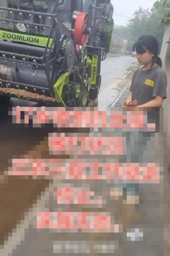 Con g&aacute;i 17 tuổi theo cha ra đồng đi gặt, &iacute;t ph&uacute;t sau sự việc bất ngờ khiến &ocirc;ng chỉ biết &ocirc;m đầu sốc nặng- Ảnh 3.