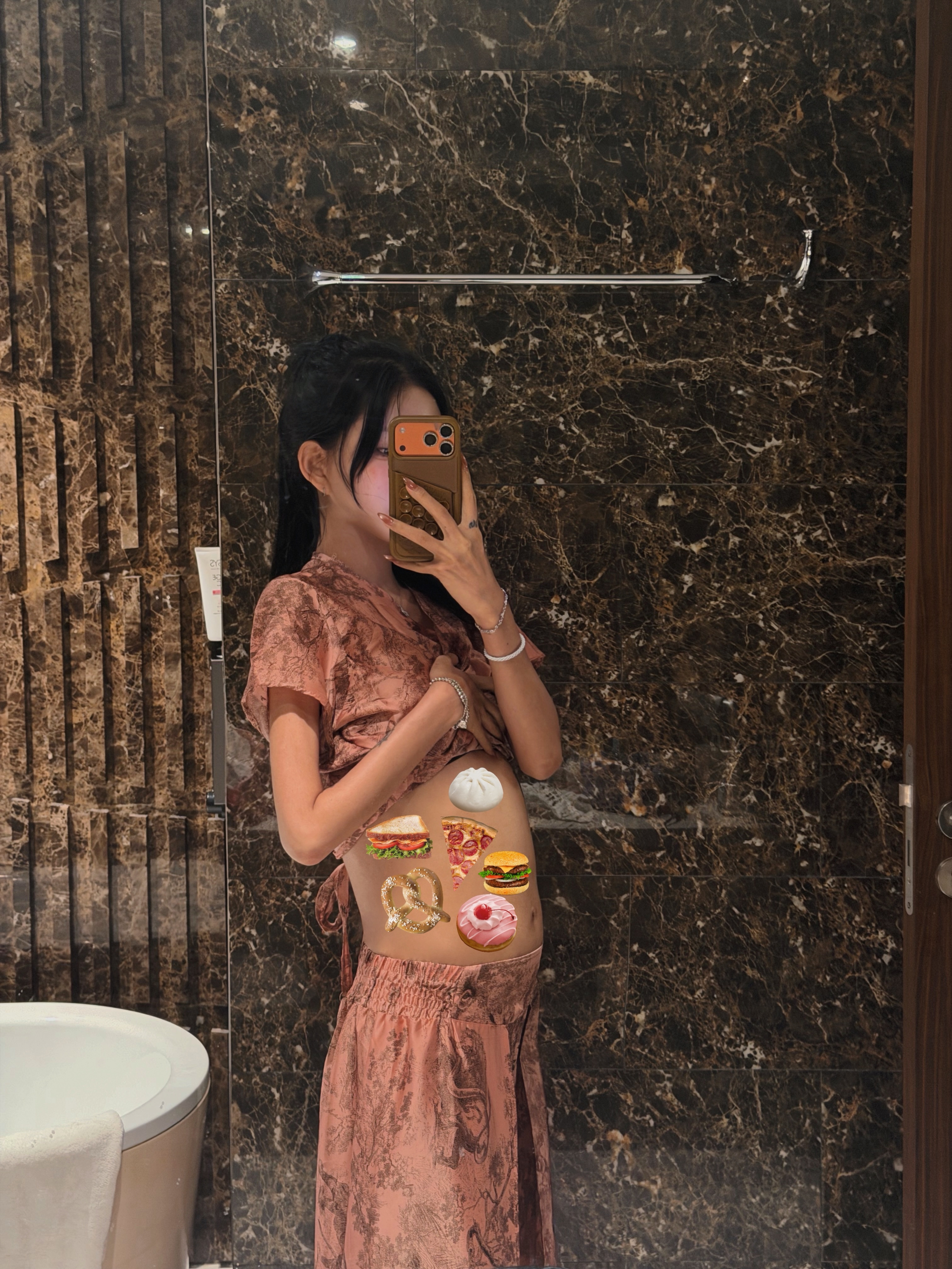 Hoảng hồn th&acirc;n h&igrave;nh gầy trơ xương của ngọc nữ showbiz cưới phải chồng l&ocirc;ng b&ocirc;ng thất nghiệp- Ảnh 6.