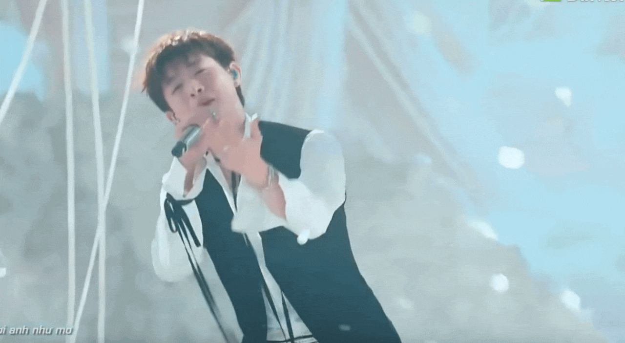 Tinh H&agrave; Say Hi vững phong độ, nhạc hay s&acirc;n khấu đẹp kh&aacute;c g&igrave; show h&agrave;ng tuần Kpop- Ảnh 3.