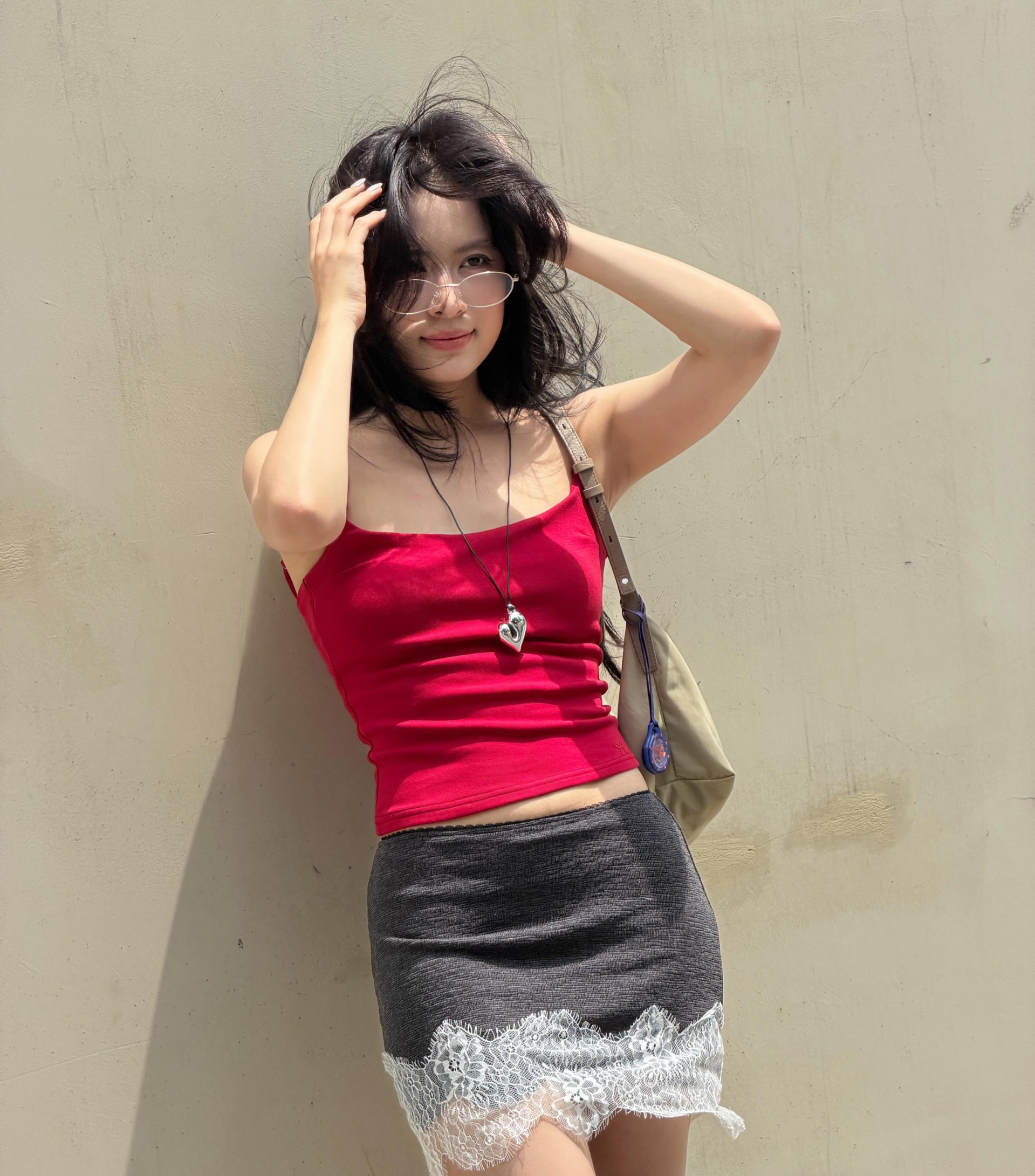 Ho&agrave;ng Th&ugrave;y Linh dạo n&agrave;y kh&aacute;c hẳn- Ảnh 2.