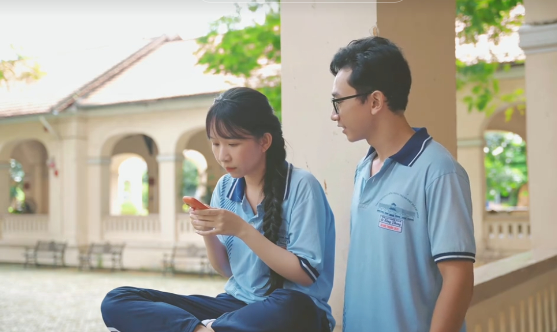 Cặp đ&ocirc;i c&oacute; m&agrave;n &ldquo;trộn b&aacute;nh tr&aacute;ng&rdquo; ở đ&aacute;m cưới: Y&ecirc;u 10 năm mới cưới, c&ocirc; d&acirc;u l&agrave; TikToker nổi tiếng- Ảnh 7.