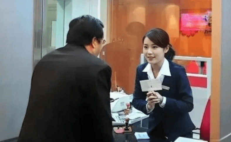 Kh&aacute;ch vay ng&acirc;n h&agrave;ng 3,8 tỷ đồng mua nh&agrave;, 10 năm sau đến tất to&aacute;n th&igrave; được th&ocirc;ng b&aacute;o &ldquo;nợ đ&atilde; hết&rdquo;, c&ograve;n được trả lại hơn 388 triệu- Ảnh 1.