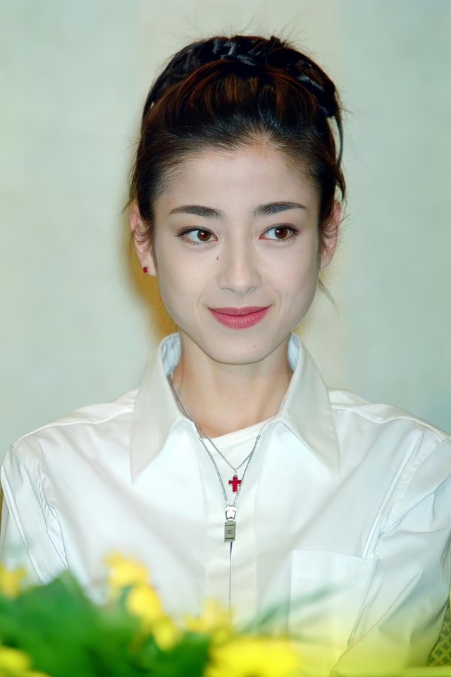 "Đệ nhất mỹ nh&acirc;n" từng bị ch&iacute;nh mẹ ruột hủy hoại cuộc đời: Từ biểu tượng quốc d&acirc;n đến những năm th&aacute;ng địa ngục- Ảnh 5.