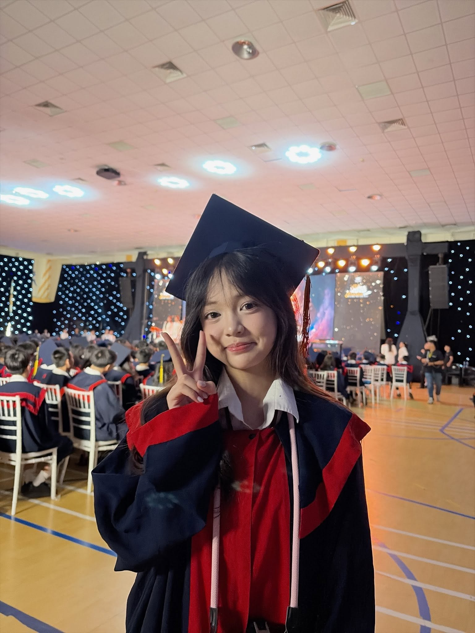 &ldquo;Ch&aacute;u nội&rdquo; NSND Lan Hương 5 tuổi kiếm được tiền, 9 tuổi c&oacute; hai cuốn sổ tiết kiệm đứng t&ecirc;n m&igrave;nh- Ảnh 5.