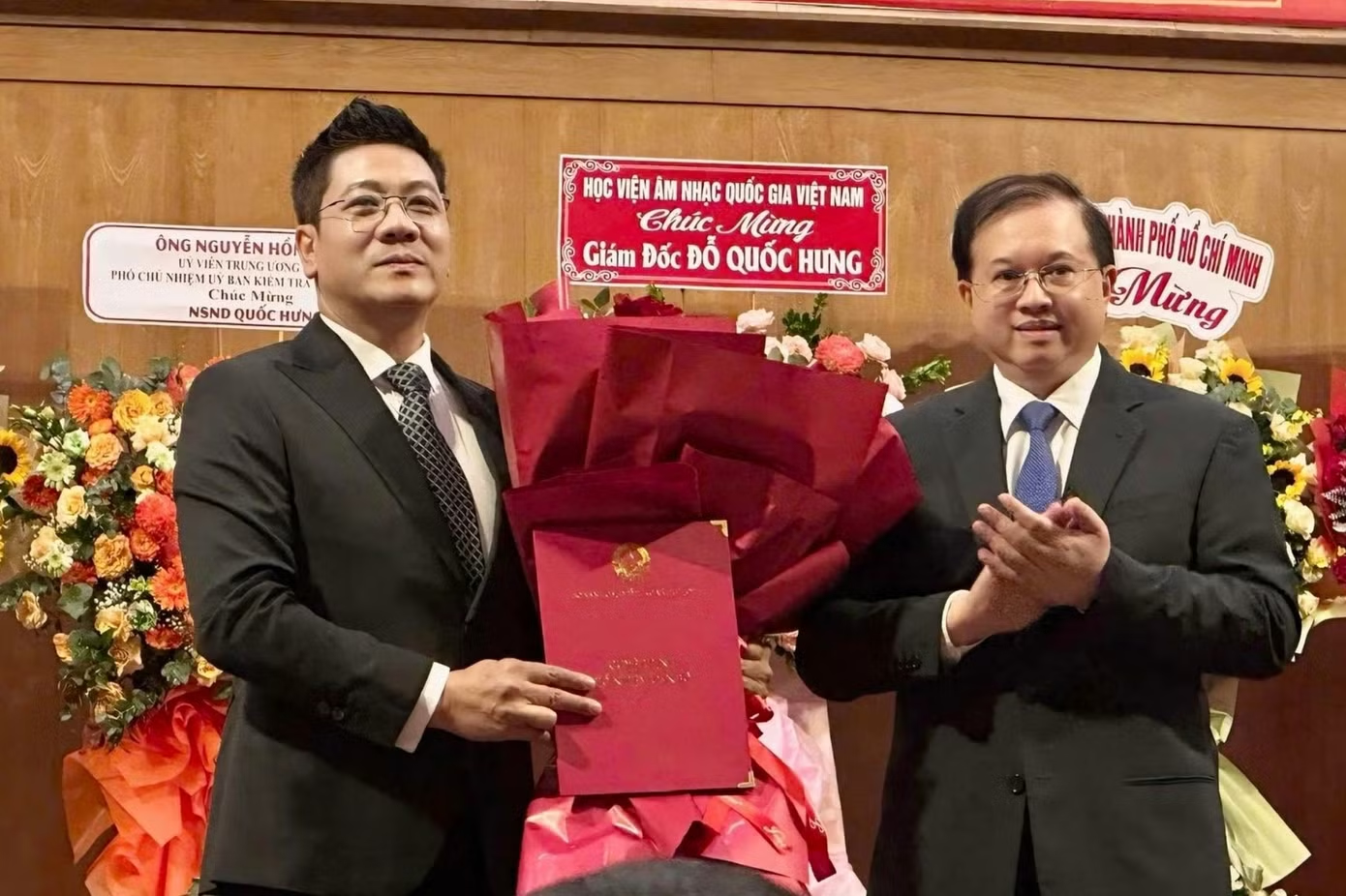 Ca sĩ Việt vừa được bổ nhiệm l&agrave;m Gi&aacute;m đốc Nhạc viện: Thắng giải quốc tế danh gi&aacute;, gia đ&igrave;nh vợ chồng đều l&agrave; NSND- Ảnh 3.